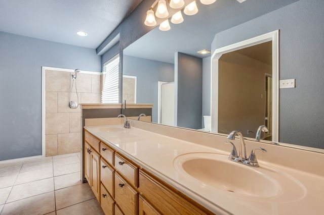 138 Adams Drive, Crowley, TX 76036