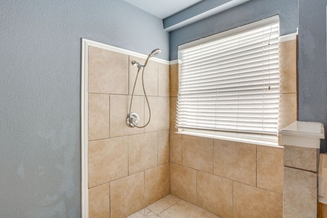 138 Adams Drive, Crowley, TX 76036