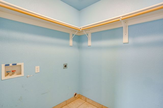 138 Adams Drive, Crowley, TX 76036