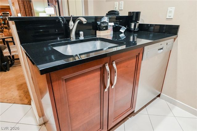 145 East HARMON Avenue 302, Las Vegas, NV 89109