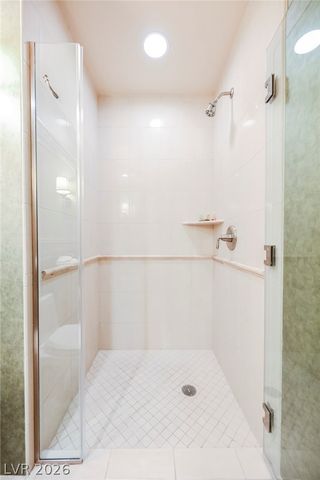 145 East HARMON Avenue 302, Las Vegas, NV 89109