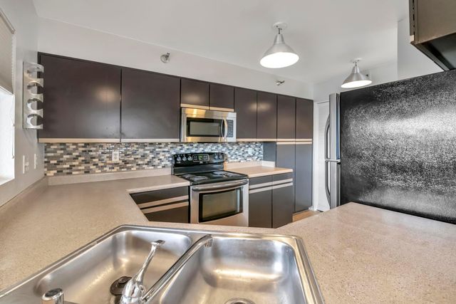 154 W 5th Street 250, Tempe, AZ 85281