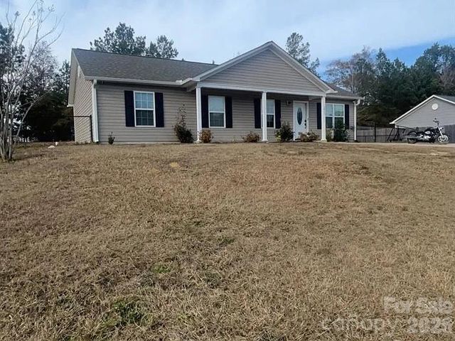 1411 FOXBROOK Circle, Lancaster, SC 29720