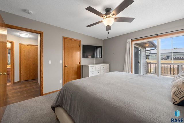 1200 E 61st St Street, Sioux Falls, SD 57108