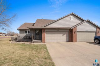 1200 E 61st St Street, Sioux Falls, SD 57108