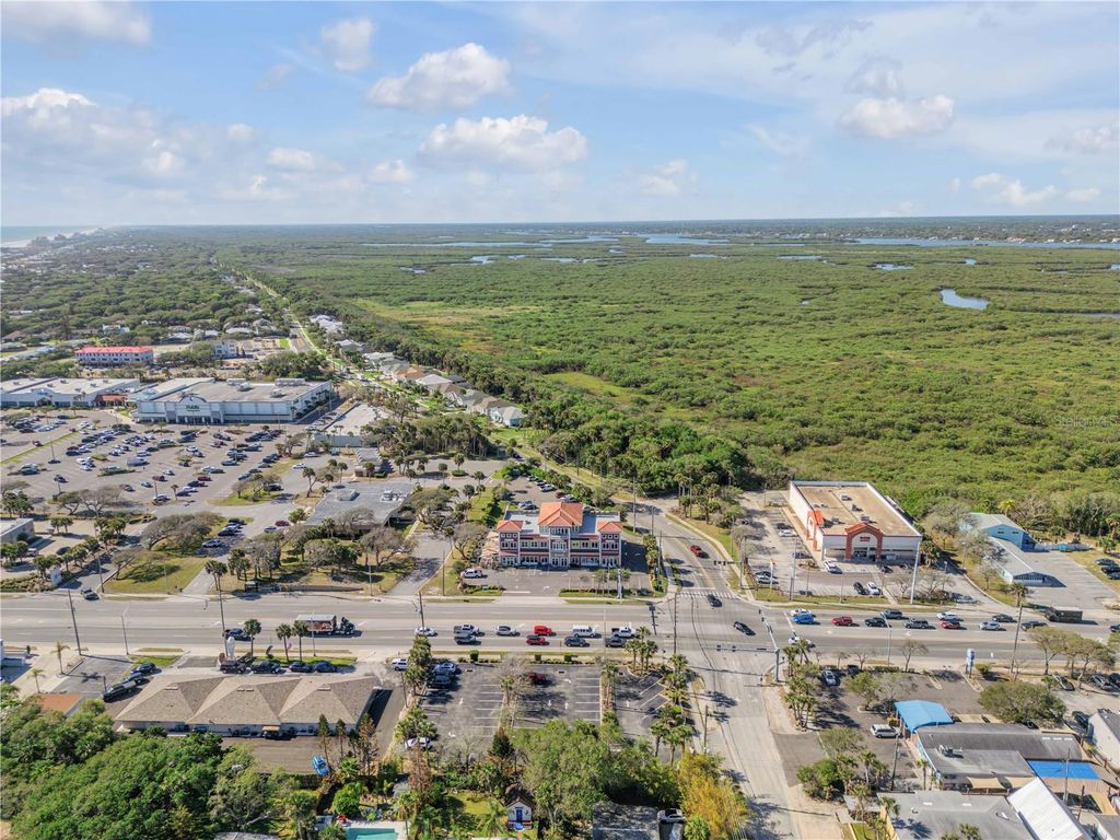 Image 28 of property listing at 701 E 3RD AVENUE 4, New Smyrna Beach, FL 32169