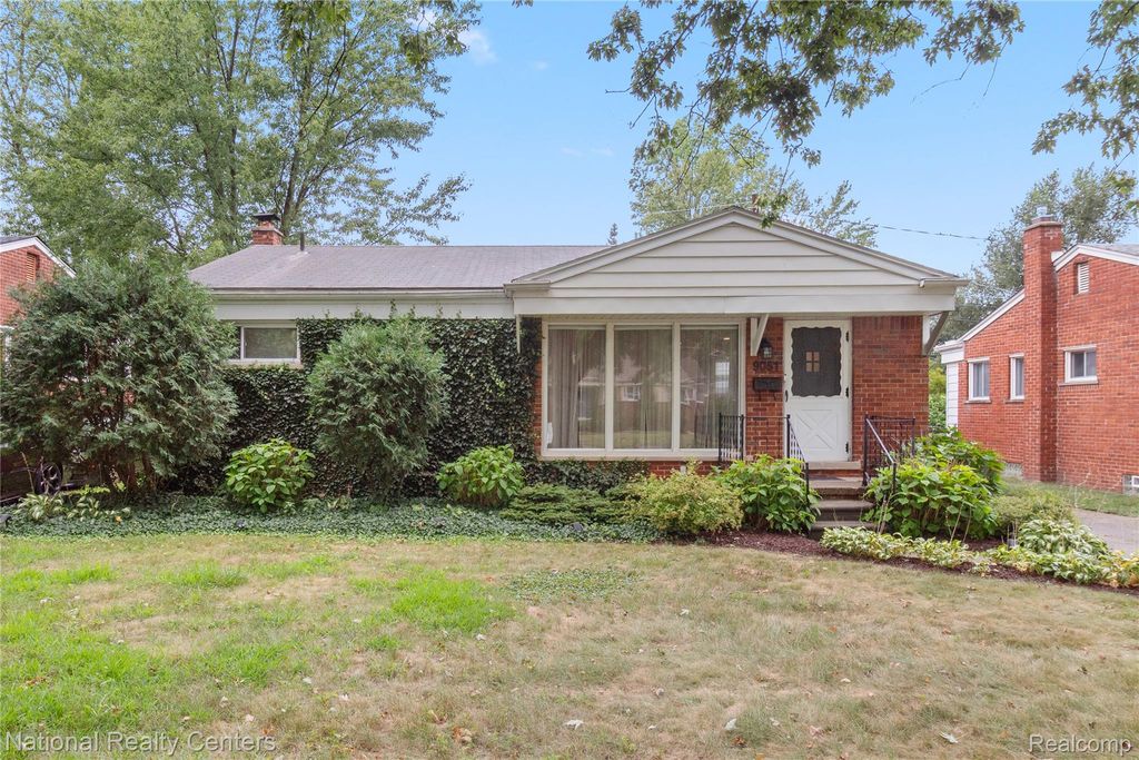 9051 Nathaline, Redford Charter Township, MI 48239