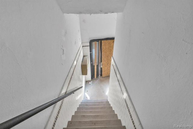 15523 Mack Avenue, Detroit, MI 48224