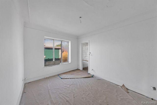 15523 Mack Avenue, Detroit, MI 48224