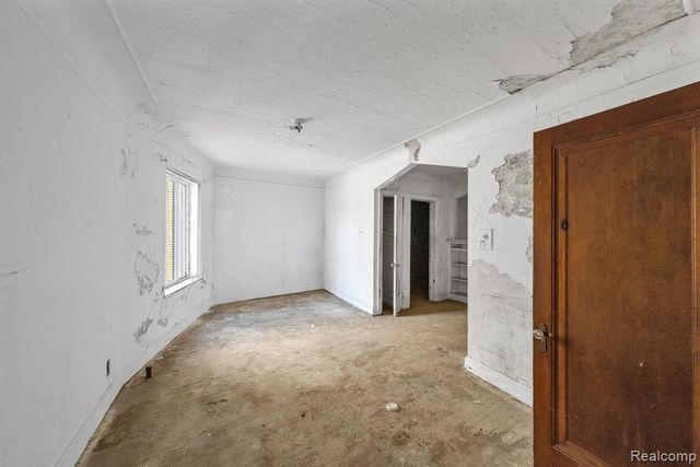 15523 Mack Avenue, Detroit, MI 48224