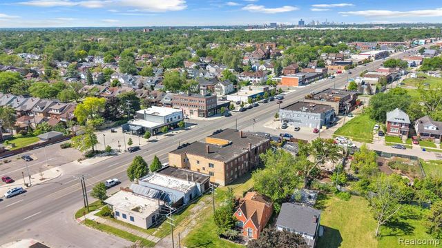15523 Mack Avenue, Detroit, MI 48224