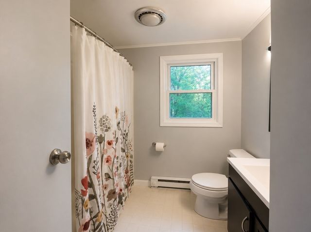 270 Sunderland Rd 99, Worcester, MA 01604