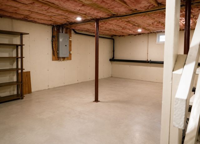 270 Sunderland Rd 99, Worcester, MA 01604