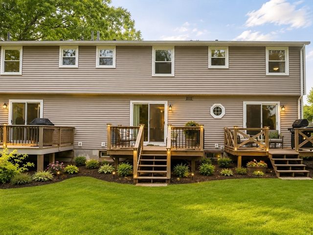 270 Sunderland Rd 99, Worcester, MA 01604