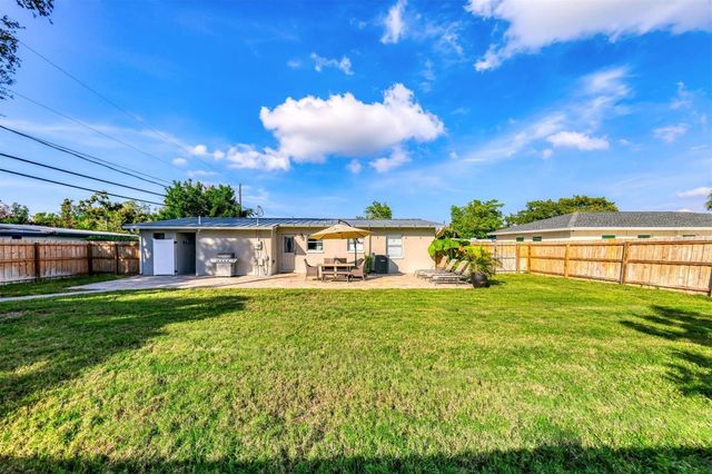 1711 MARILYN AVENUE, Bradenton, FL 34207