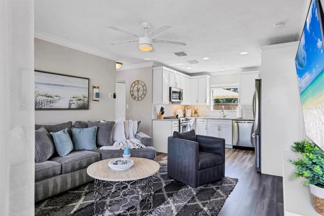 1711 MARILYN AVENUE, Bradenton, FL 34207