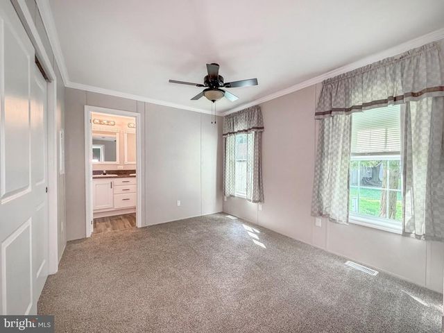 4107 DAVIS DR, Morrisville, PA 19067