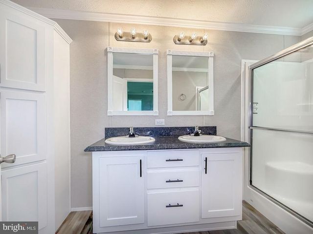 4107 DAVIS DR, Morrisville, PA 19067