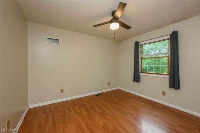 6169 Shipslanding Avenue NW, Canton, OH 44718