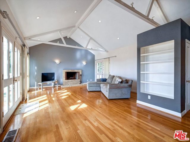 3897 Rambla Orienta, Malibu, CA 90265