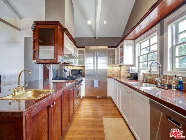 3897 Rambla Orienta, Malibu, CA 90265