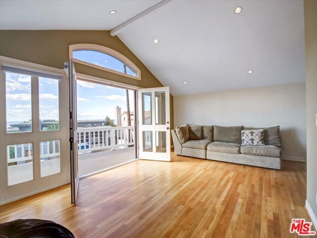 3897 Rambla Orienta, Malibu, CA 90265