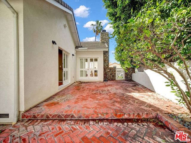 3897 Rambla Orienta, Malibu, CA 90265