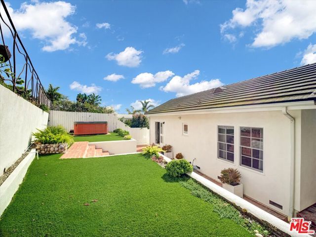 3897 Rambla Orienta, Malibu, CA 90265