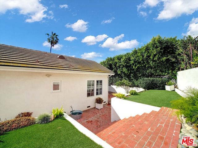 3897 Rambla Orienta, Malibu, CA 90265