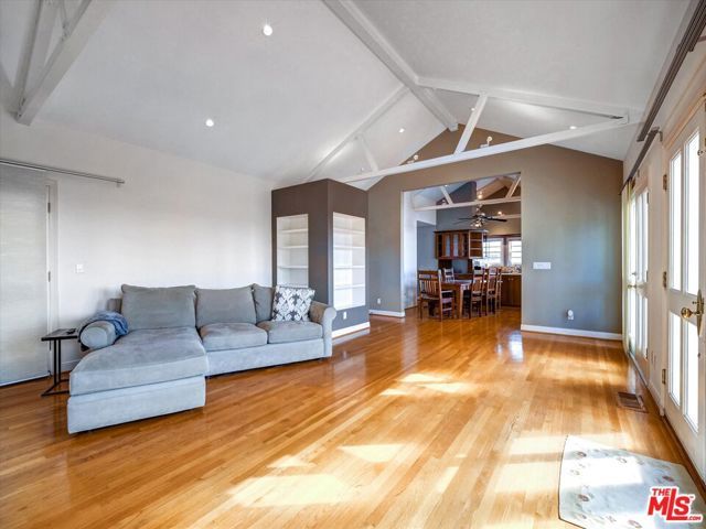 3897 Rambla Orienta, Malibu, CA 90265