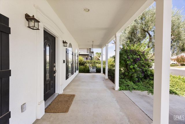 15909 Clarisse Street, Bakersfield, CA 93314
