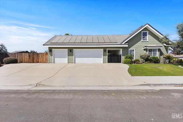 15909 Clarisse Street, Bakersfield, CA 93314