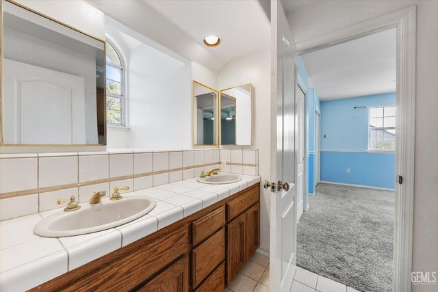 15909 Clarisse Street, Bakersfield, CA 93314