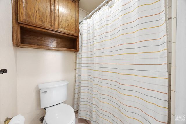 15909 Clarisse Street, Bakersfield, CA 93314