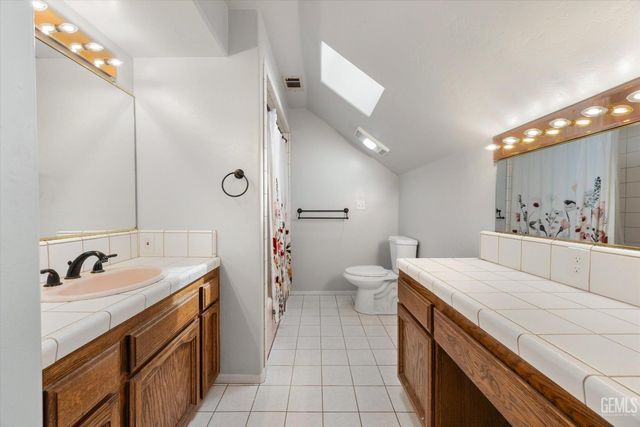 15909 Clarisse Street, Bakersfield, CA 93314
