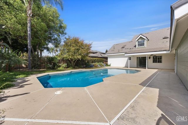 15909 Clarisse Street, Bakersfield, CA 93314