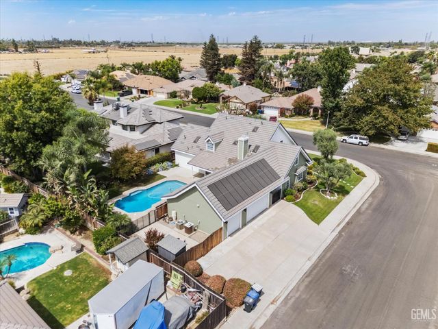 15909 Clarisse Street, Bakersfield, CA 93314