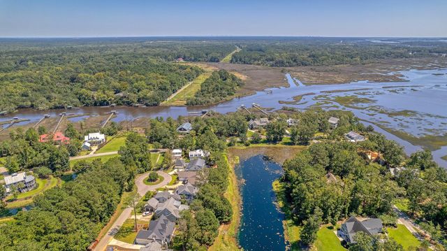 4227 Ten Shillings Way, Ravenel, SC 29470