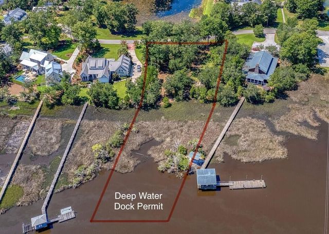 4227 Ten Shillings Way, Ravenel, SC 29470