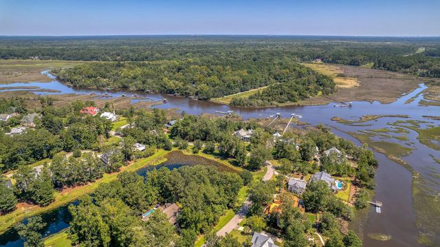 4227 Ten Shillings Way, Ravenel, SC 29470