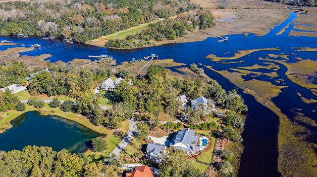 4227 Ten Shillings Way, Ravenel, SC 29470