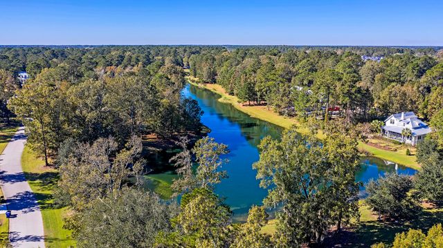 4227 Ten Shillings Way, Ravenel, SC 29470