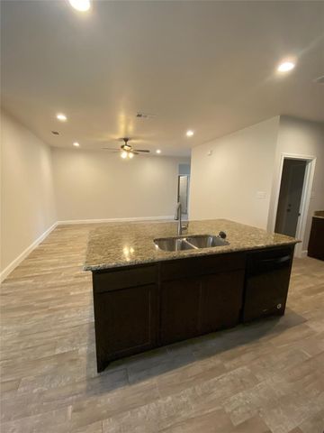2202 Jones Street, Greenville, TX 75401