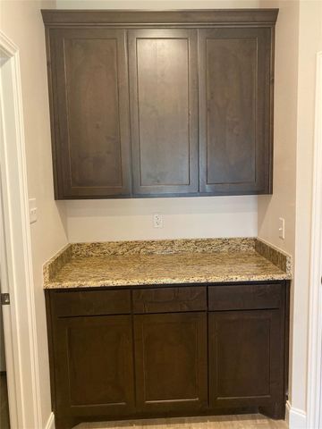 2202 Jones Street, Greenville, TX 75401