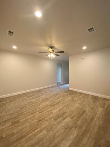 2202 Jones Street, Greenville, TX 75401