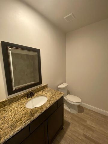 2202 Jones Street, Greenville, TX 75401