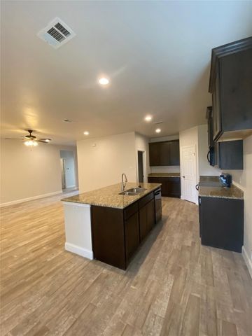 2202 Jones Street, Greenville, TX 75401