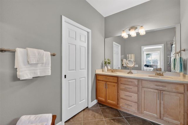 2318 WAKEFIELD WAY, Mount Dora, FL 32757