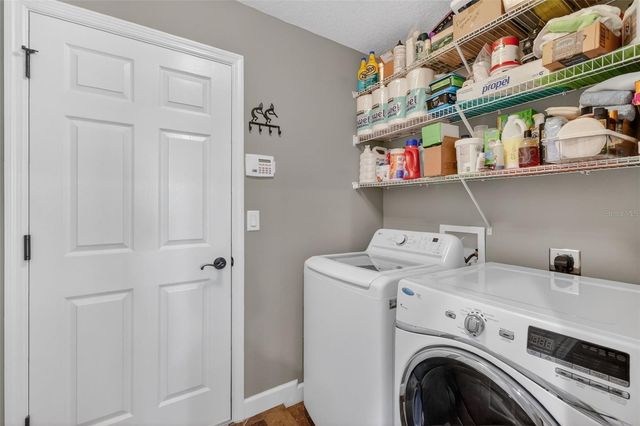 2318 WAKEFIELD WAY, Mount Dora, FL 32757