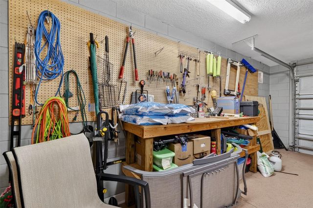 2318 WAKEFIELD WAY, Mount Dora, FL 32757